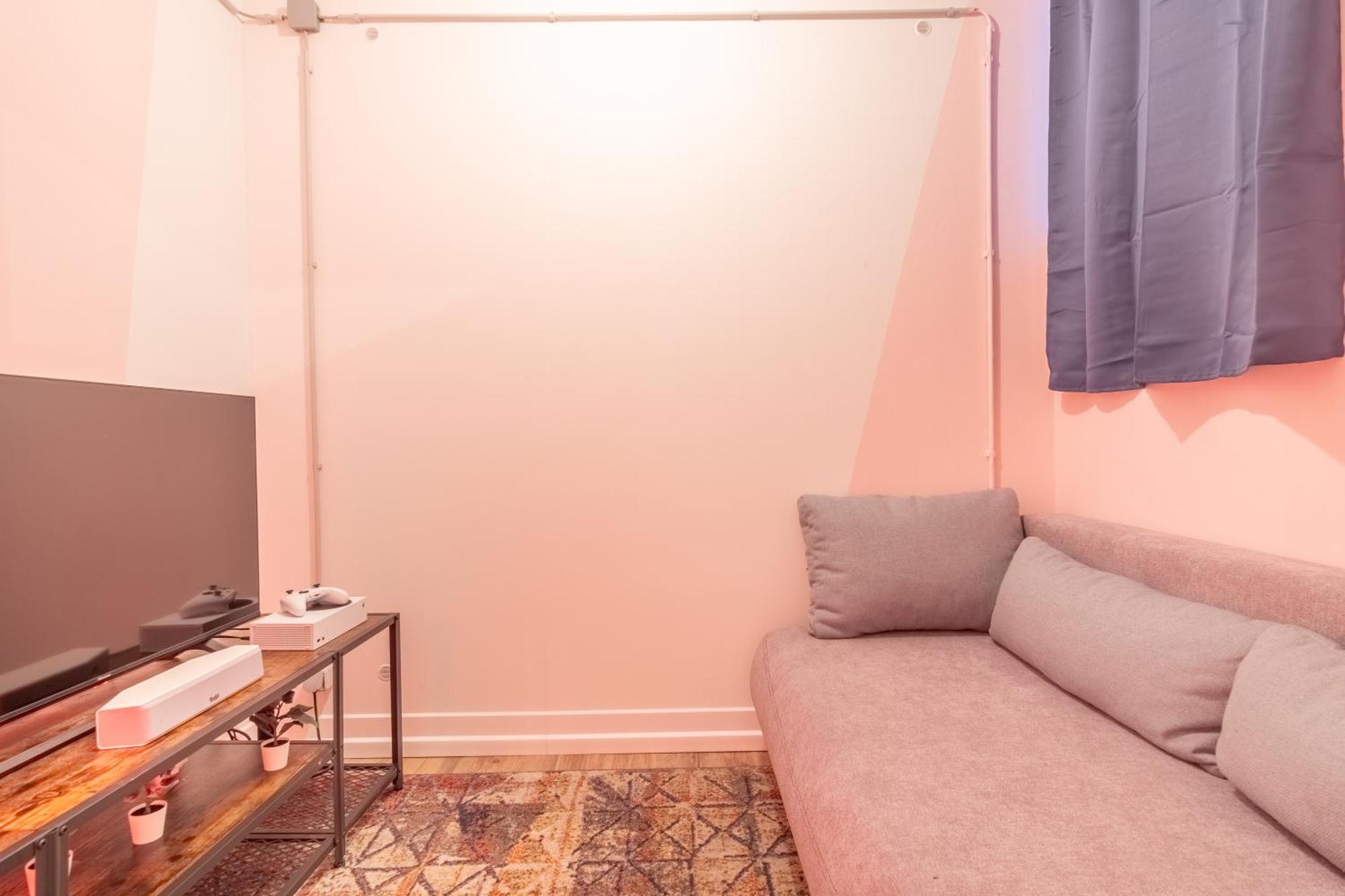 Pool Table Heaven, Workstation, 4K Tv, Netflix Appartement Leipzig Buitenkant foto